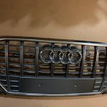Audi SQ2 Grille