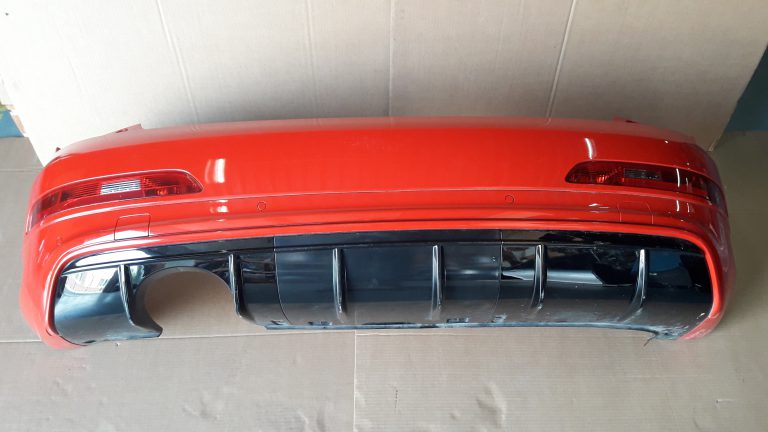 Audi Q3 8U RSQ3 Rear bumper 4x PDC