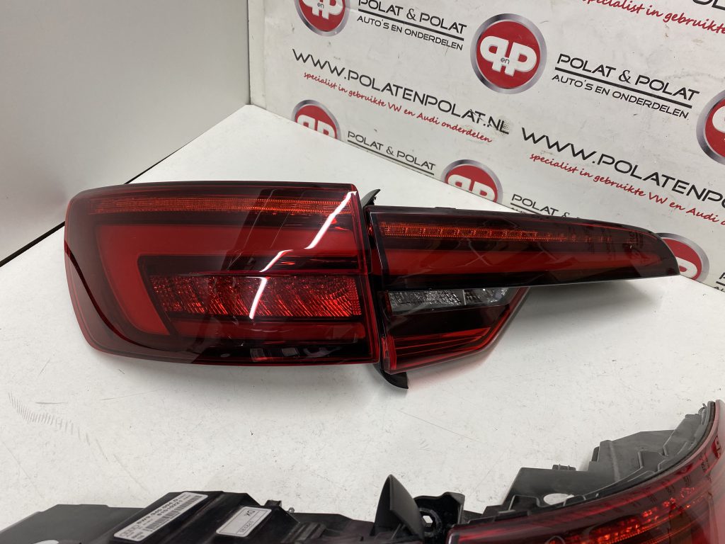 Audi A4 S4 RS4 8W dynamic rear lights set 8W9945091C