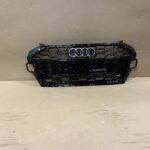 Audi A4 8W Facelift S-Line Grille PDC 8W0853651EB