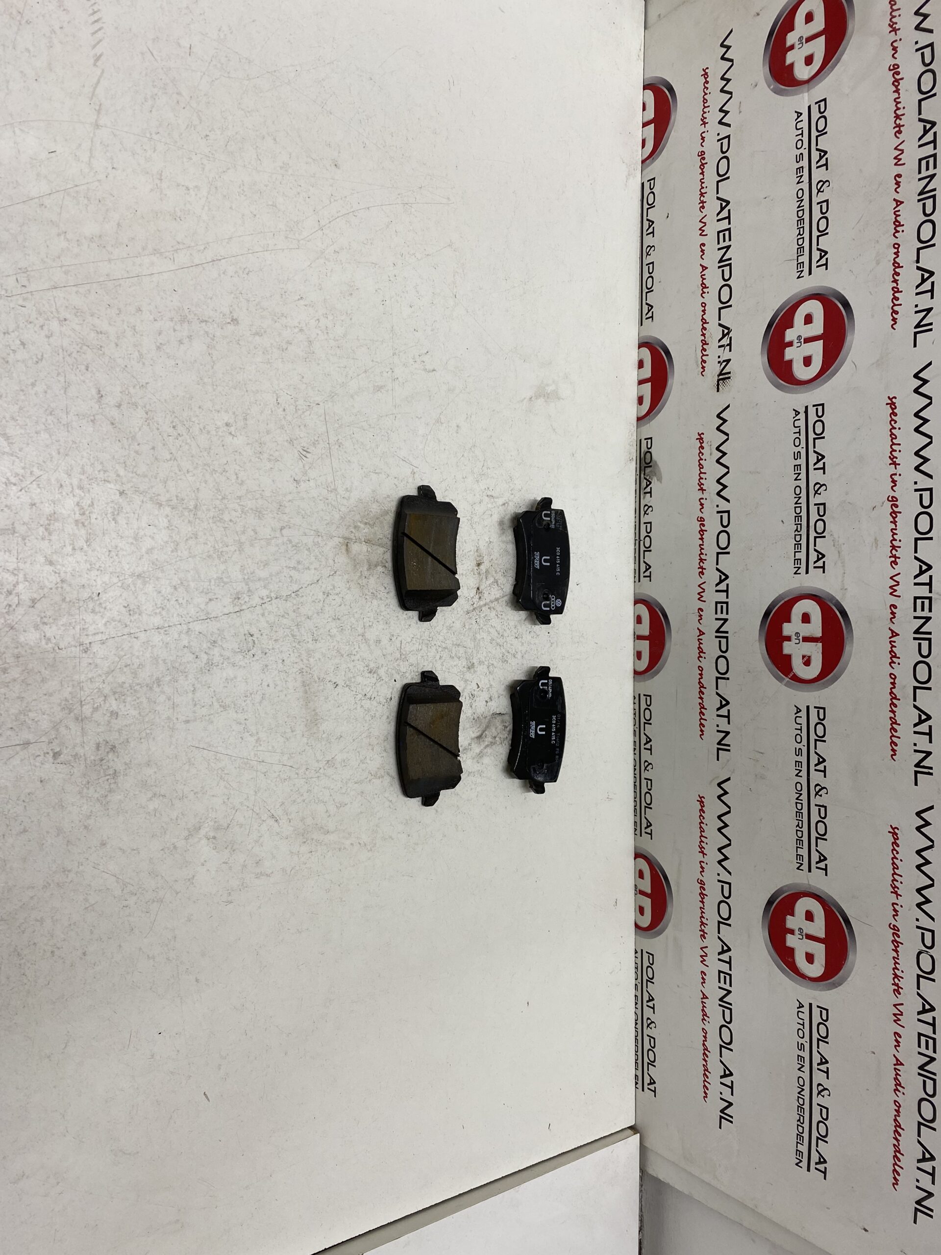 VW Passat B7 Brake Pad Set Rear New 3C0615415C