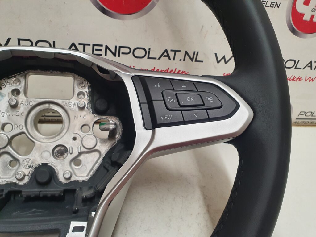 VW Passat B8 Steering Wheel 3G0419089