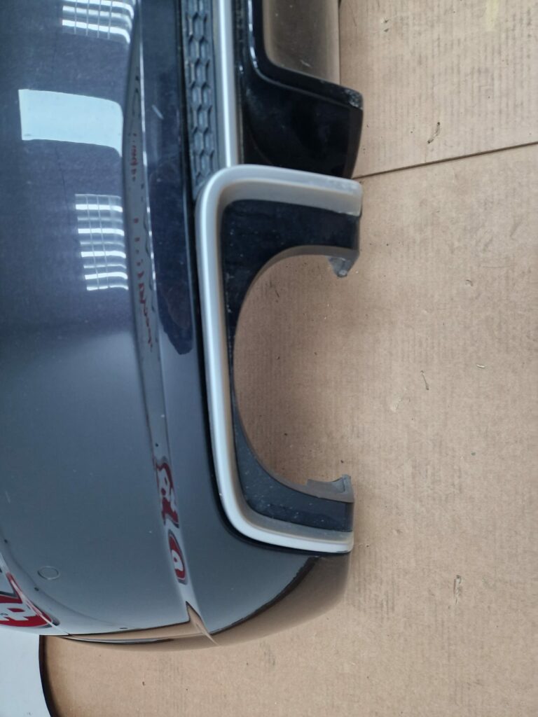 audi-tt-8s-rs-rear-bumper-4xpdc
