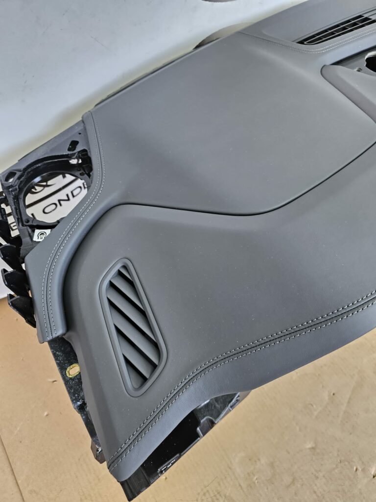 Audi Q8 lederen Dashboard 4M8857001A - Afbeelding 2