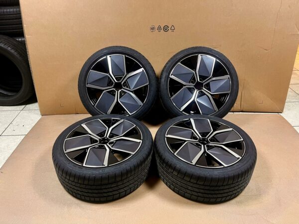 18 Inch Golf 8 Velgen Set met Banden 5H0601025BD