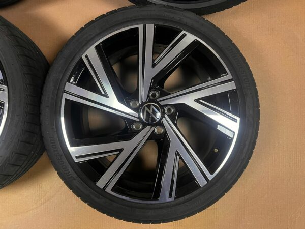 18 Inch Golf 8 Velgen Set met Banden 5H0601025AB - Afbeelding 3