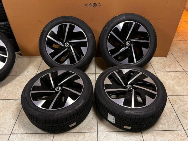 19 Inch ID.7 Velgen Set met Banden 14B601025D