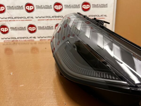 Audi RS4 8W F.L. Matrix Headlight on the right for 8W0941036J - Image 2