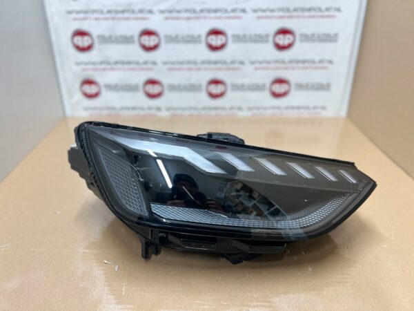 Audi RS4 8W F.L. Matrix Headlight on the right for 8W0941036J