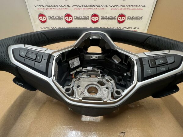 Tiguan CT1 R-line steering wheel 5H0419089QJ - Image 3