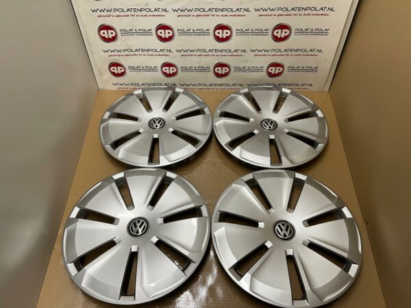 16 inch Transporter T5 / T6 hubcaps 7LA601147