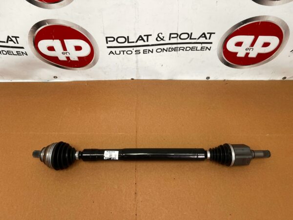 PASSAT B8 Drive shaft on the right for 3Q0407272EA