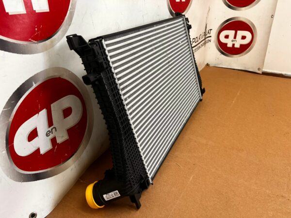 VW Golf 8 R 2.0 TFSI Intercooler 5Q0145803AE - Image 2