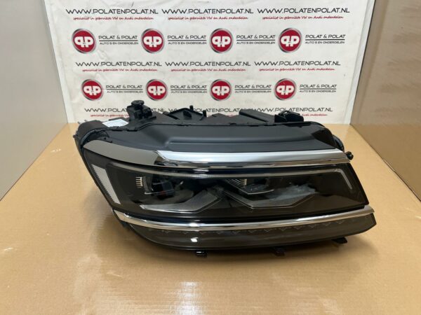 Tiguan Allspace LED headlight on the right 5NN941082C