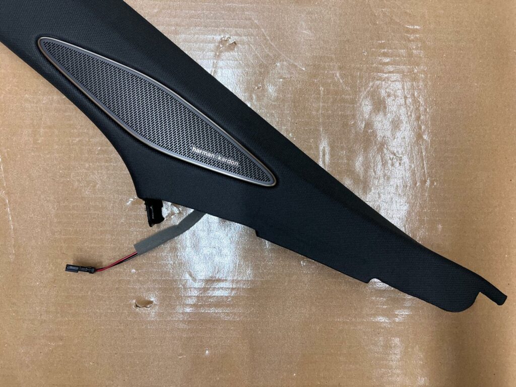 ID7 A-Stijl Bekleding Links Zwart 14A8673233B - Afbeelding 2