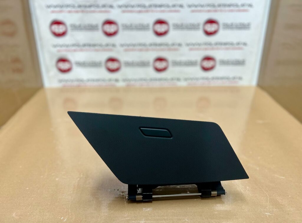 Touran Opbergvak Dashboard Midden 5NN857922