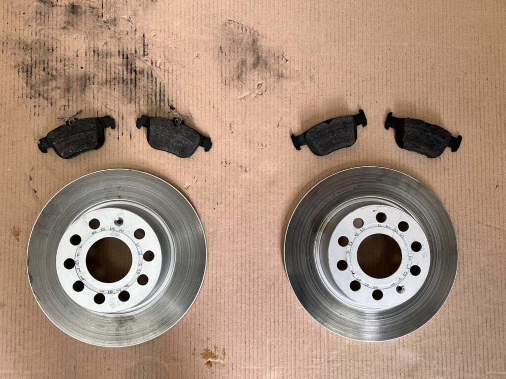 Golf 8 Remmen Set Achter 5Q0615601D - Afbeelding 2