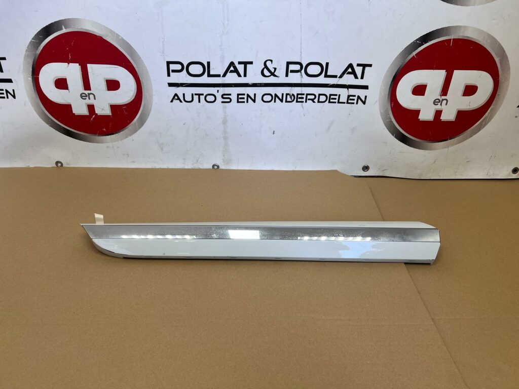 Arteon Deurlijst Rechts Voor 3G8853992B