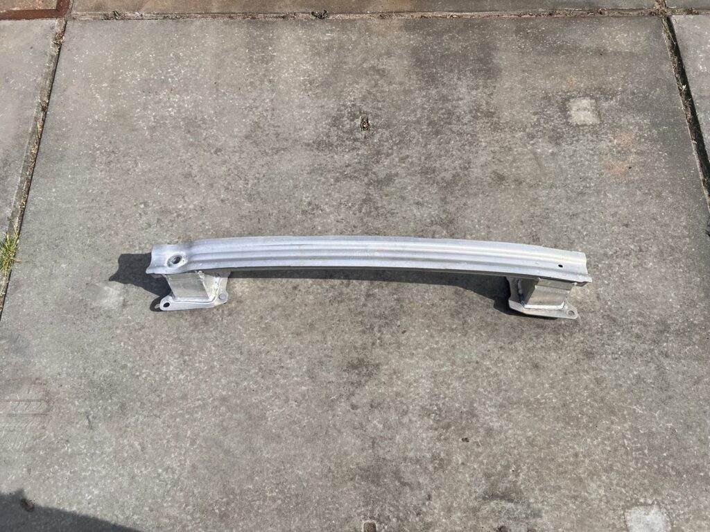 Audi A4 S4 8W Bumperbalk Achter 8W0807309B