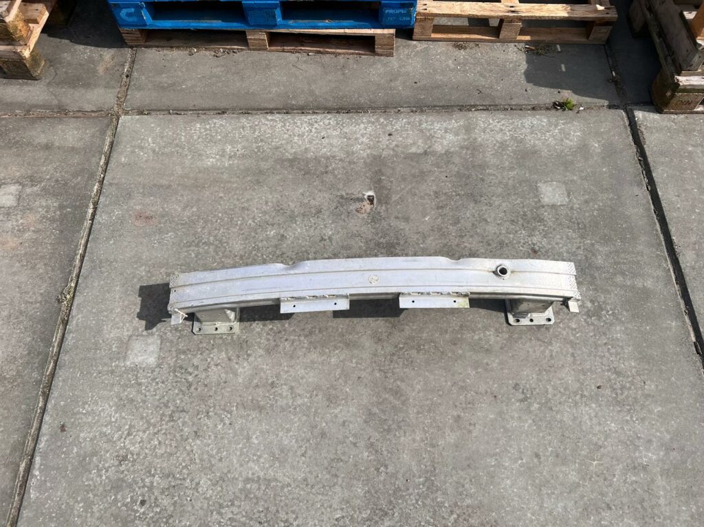 A8 4N Bumperbalk Achter 4N0807309C