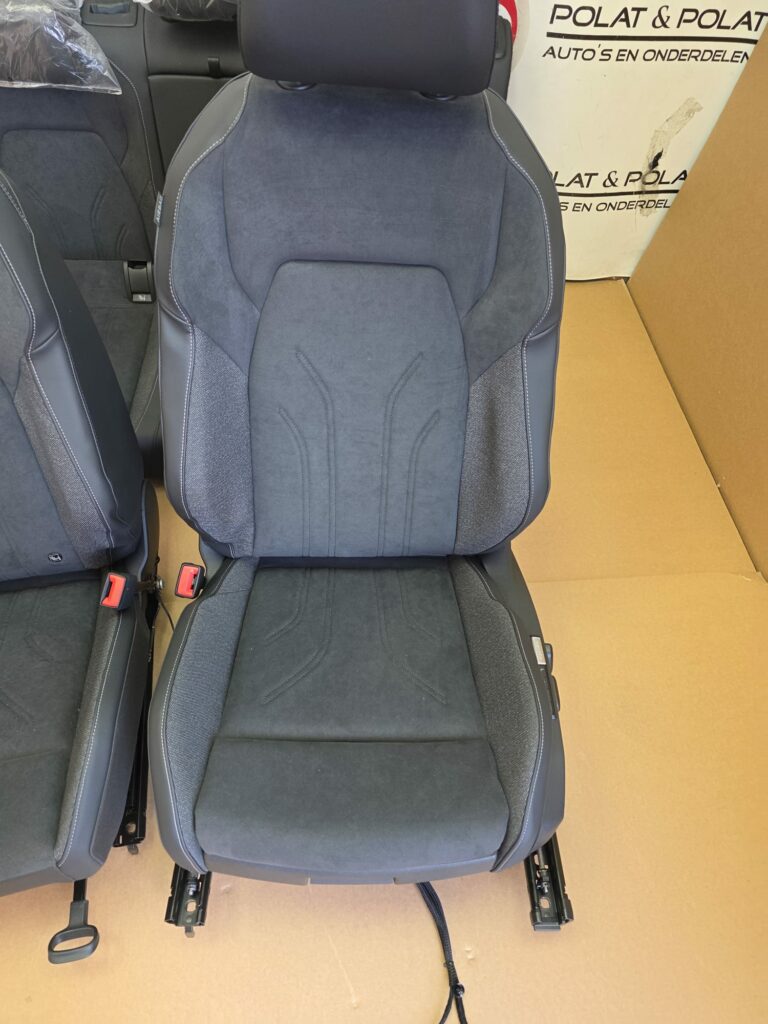 Golf 8 Facelift Leder Alcantara Interieur - Afbeelding 2