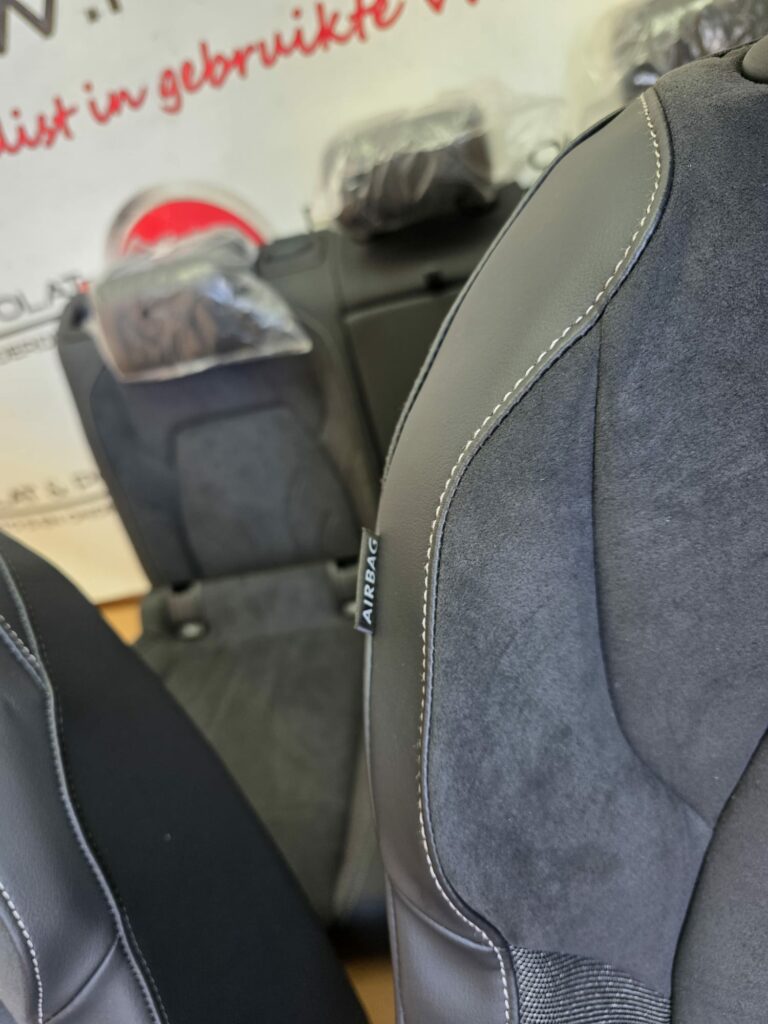 Golf 8 Facelift Leder Alcantara Interieur - Afbeelding 4