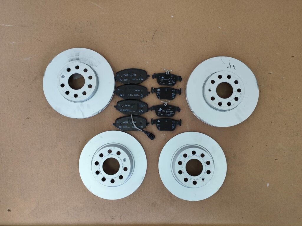 Golf 8 1.5 TSI Remmenset 5Q0615301H