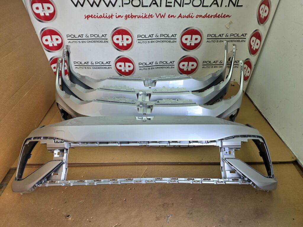 Golf 8 R Voorbumper LA7W - Afbeelding 3