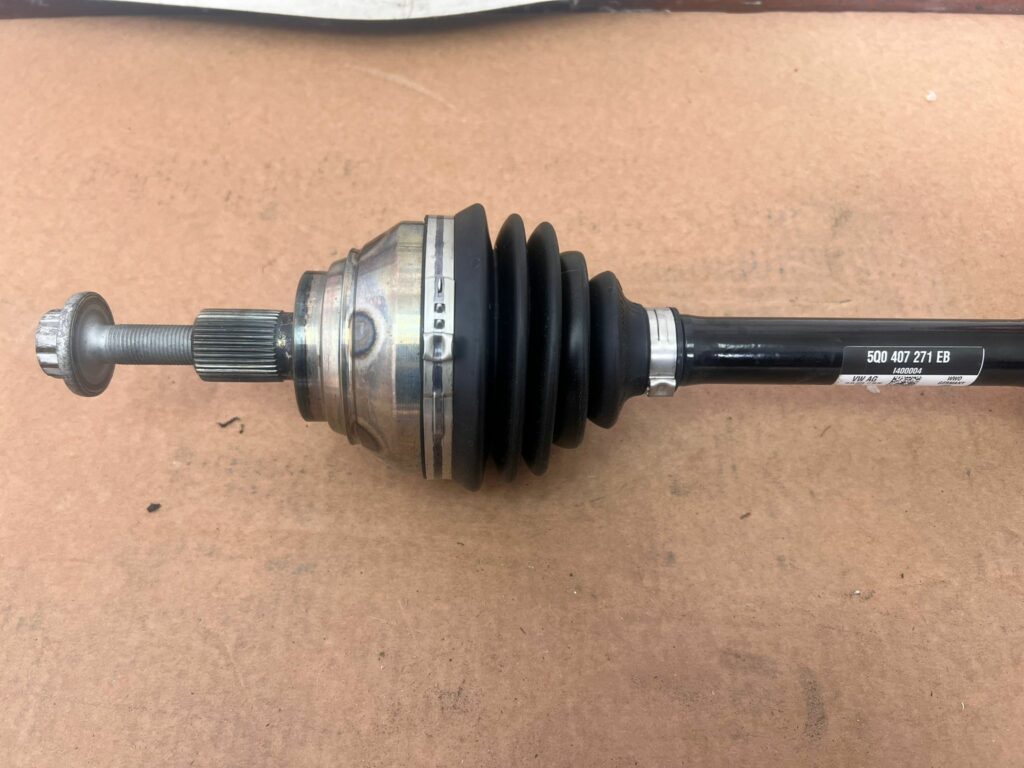 Golf 8 Aandrijfas Voor Links 5Q0407271EB - Afbeelding 2