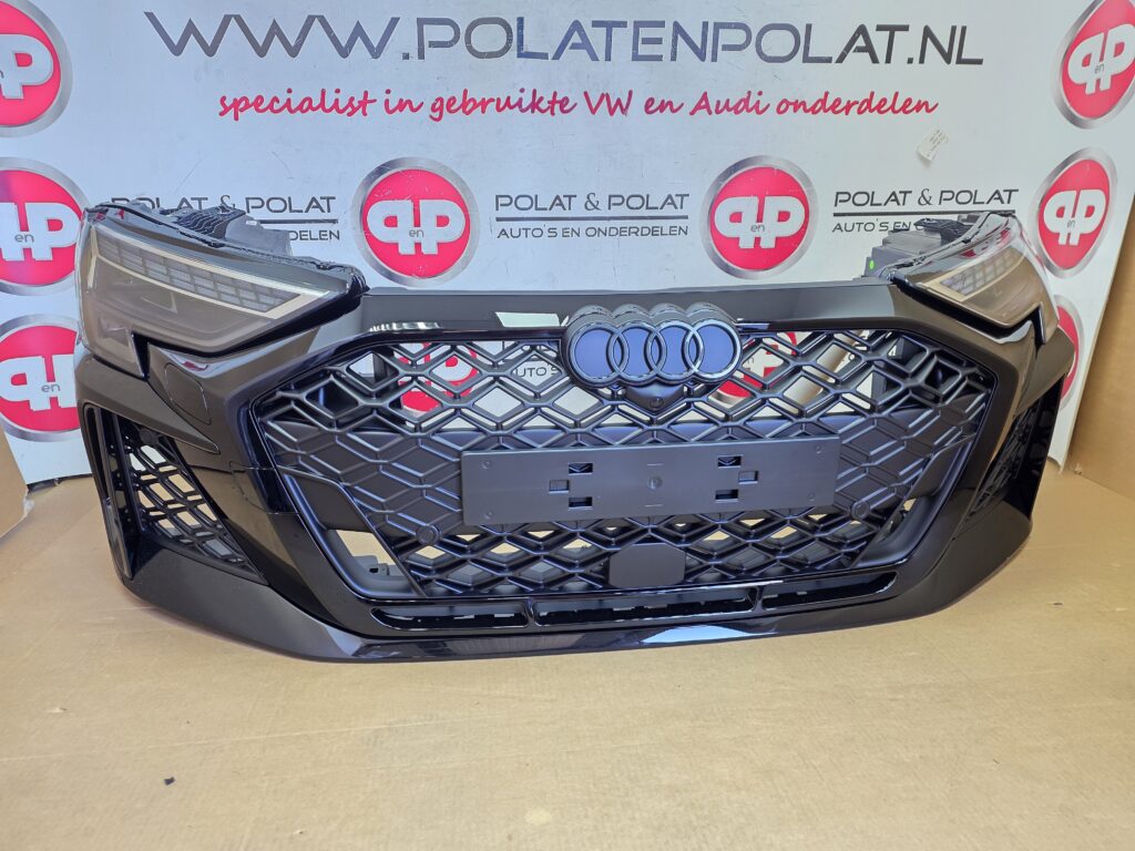 Audi RS3 8Y voorbumper met koplampen