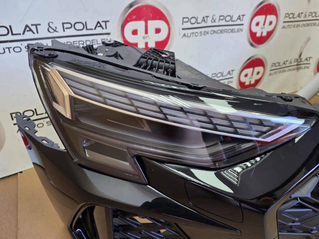Audi RS3 8Y voorbumper met koplampen - Afbeelding 3