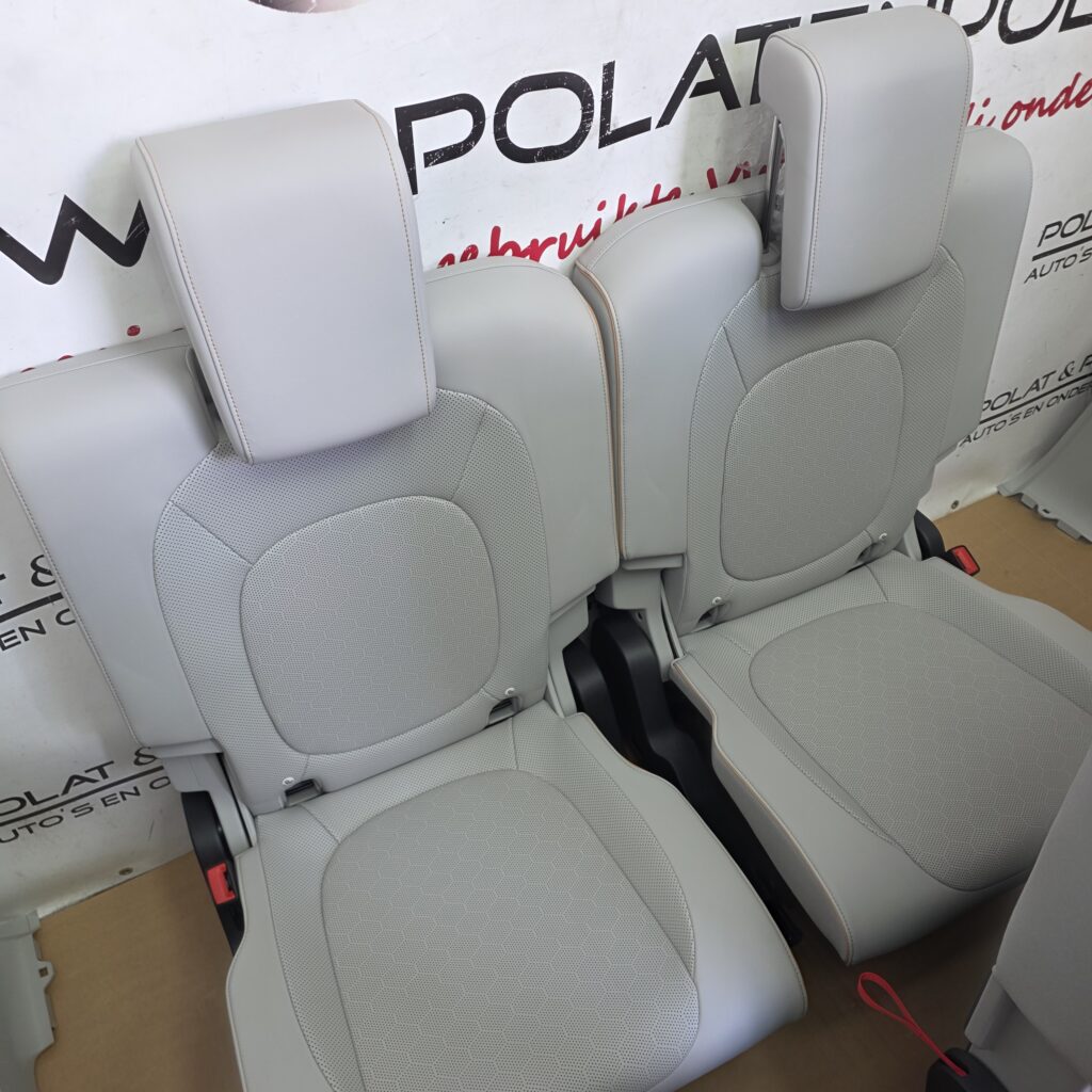 ID Buzz 7 persoons leder Interieur met massage - Afbeelding 6