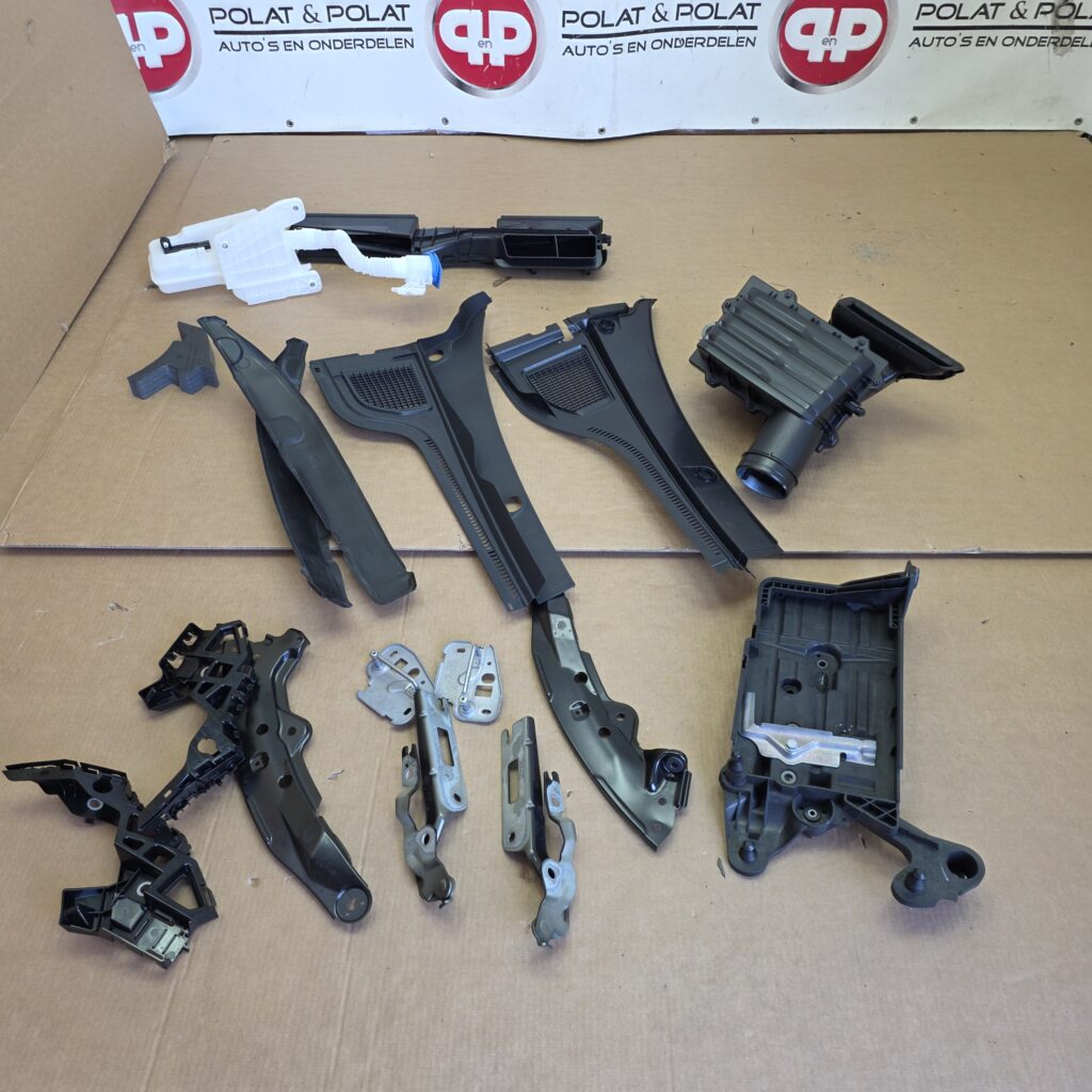 Golf 8 Facelift R-line voorkop LY9T - Afbeelding 4