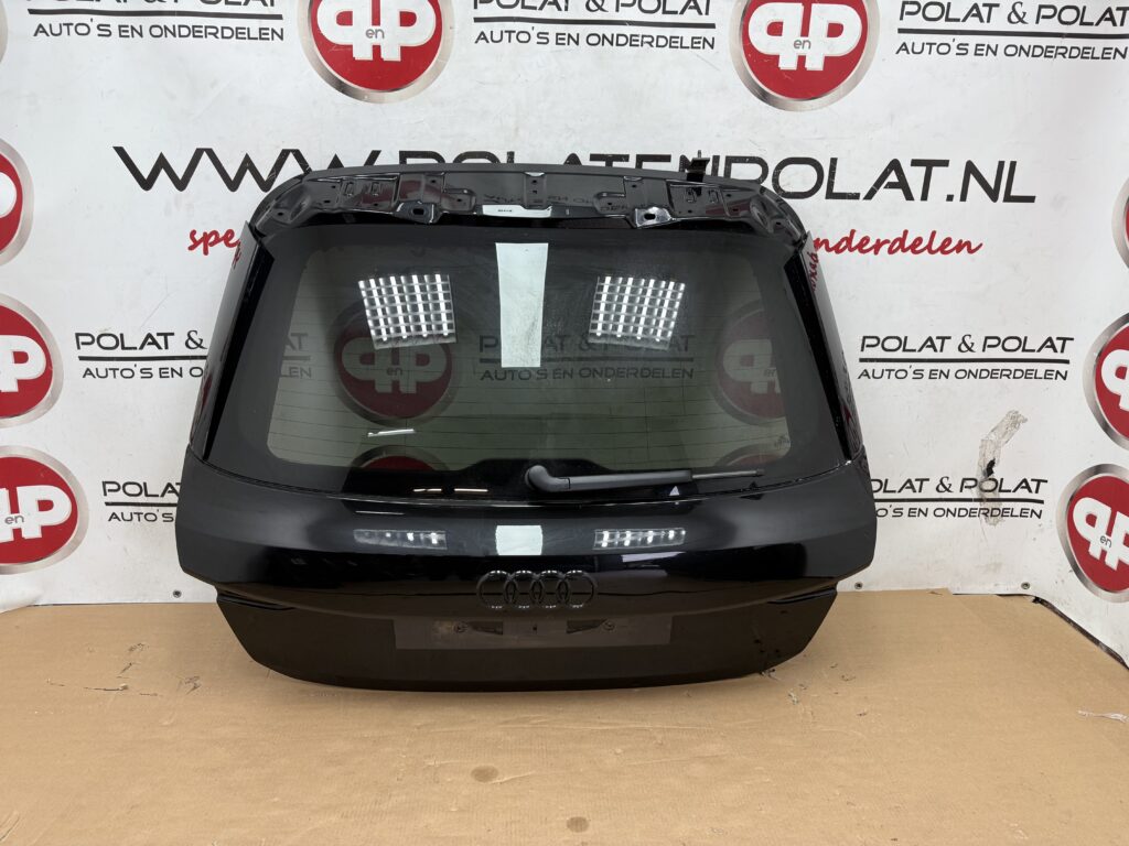 Audi A3 8Y sportback Achterklep LY9T