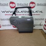 Q3 F3 rechts achter portier LX7G