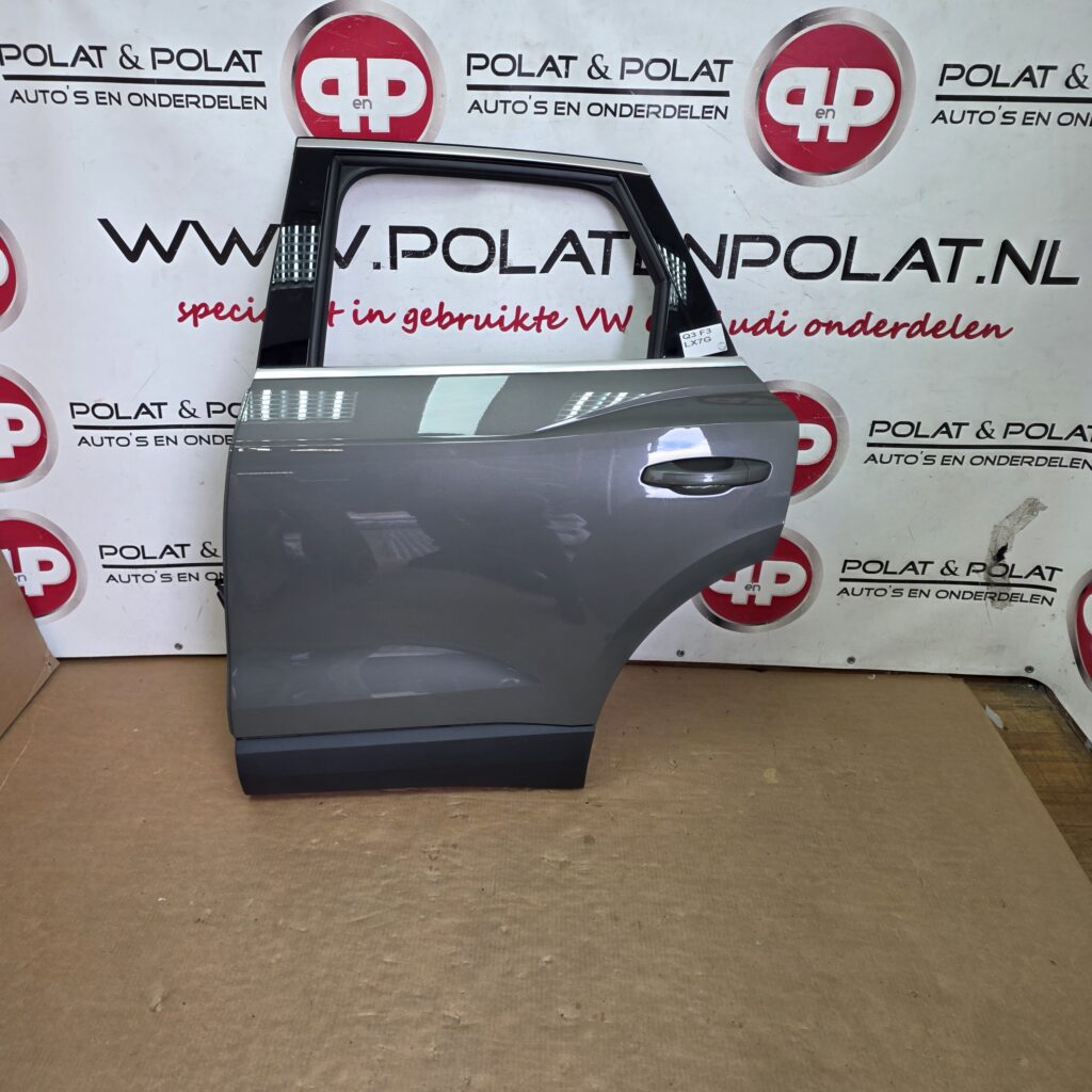 Q3 F3 Links achter portier LX7G