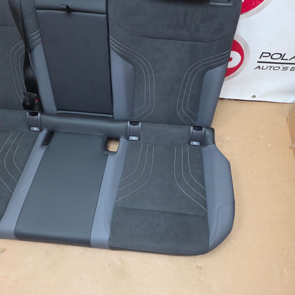 VW ID4 rear seat - Image 2