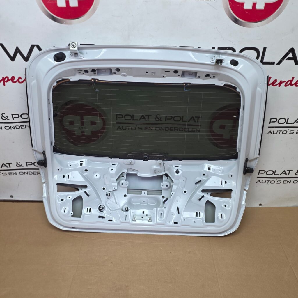 Audi A3 8Y sportback Tailgate LS9R - Image 2