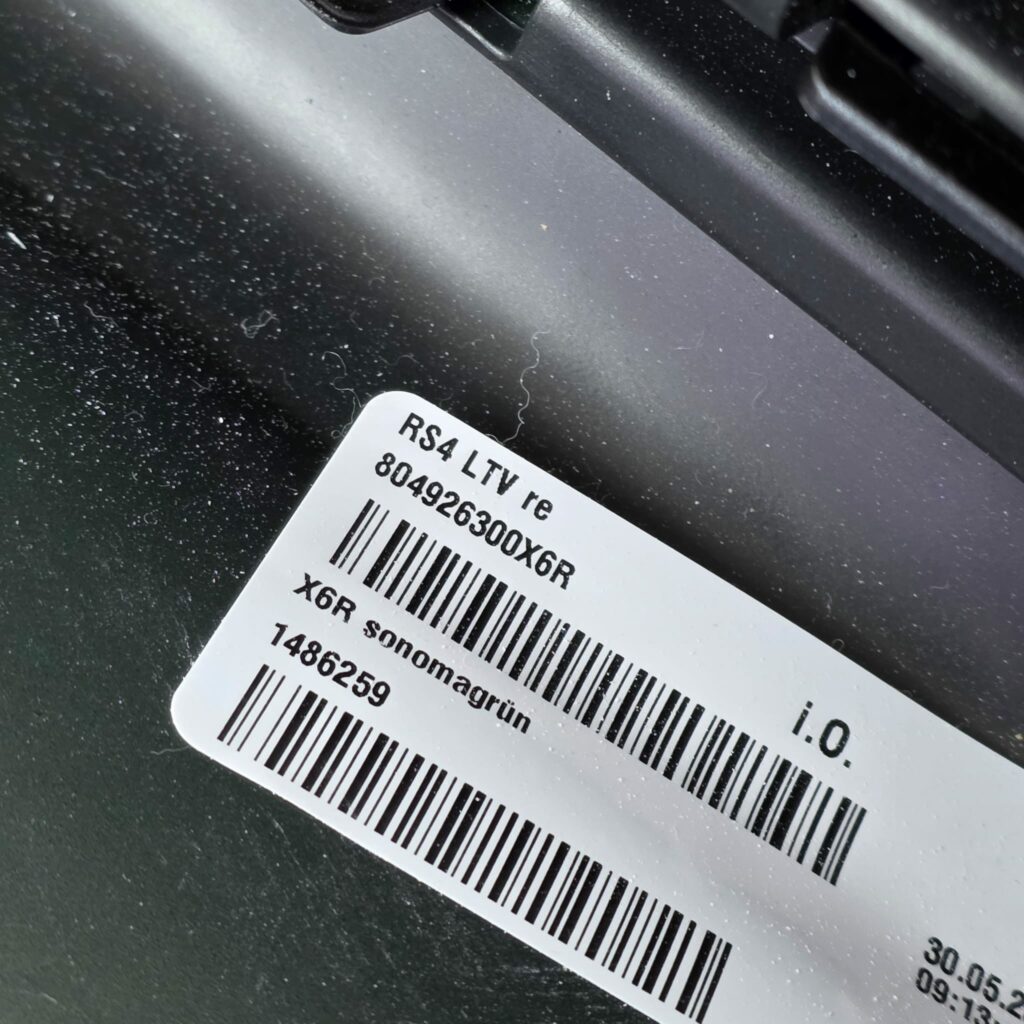 Audi RS4 8W Zijskirts rechts 8W9853856C - Afbeelding 2