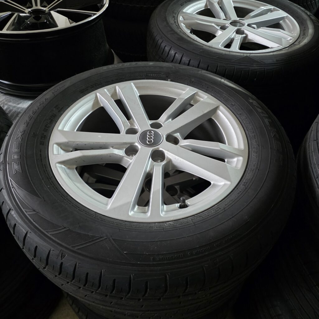17 INCH Q3 F3 Rims with Tires - Image 2