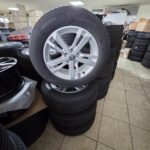 17 INCH Q3 F3 Rims with Tires