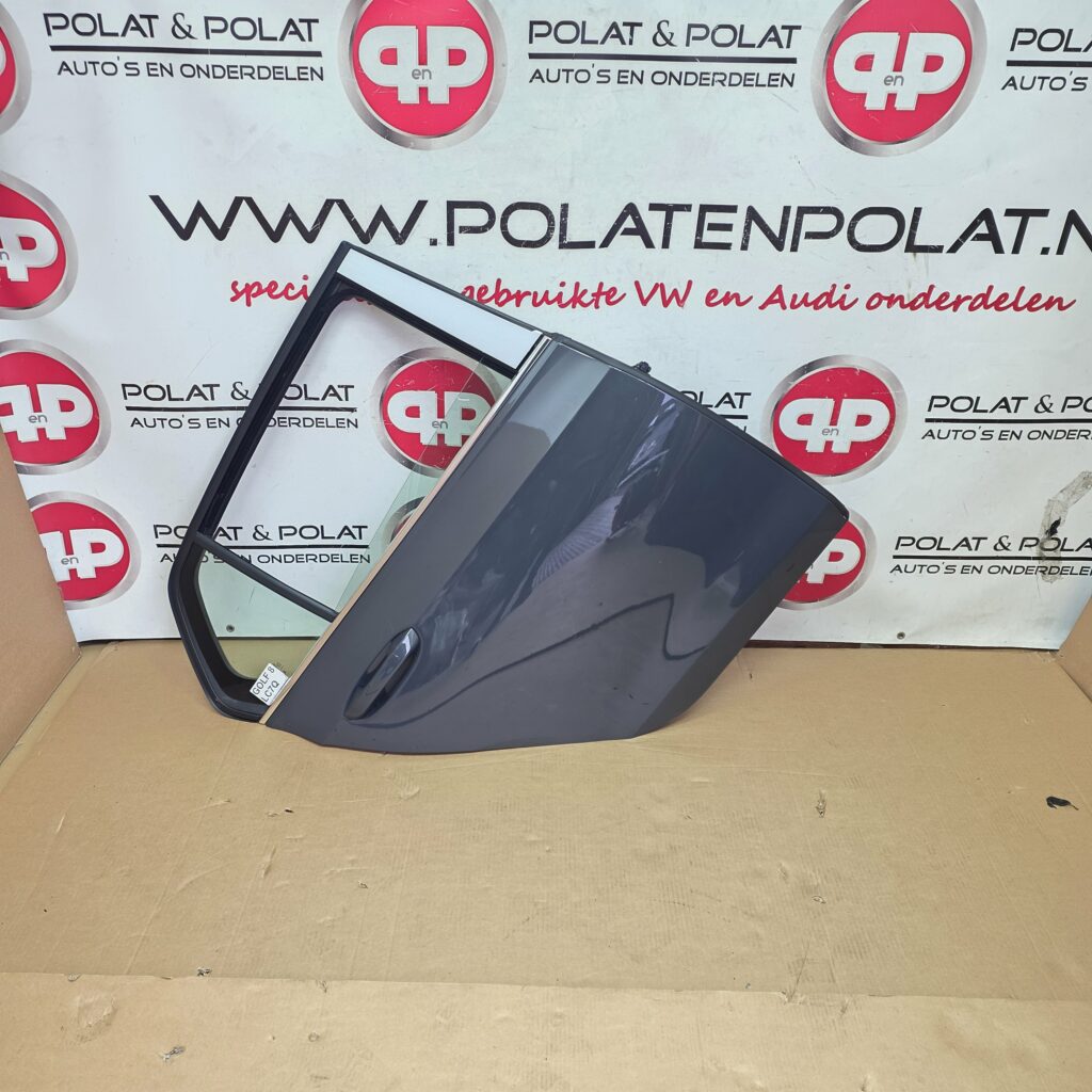 VW Golf 8 Door Right Rear LC7Q