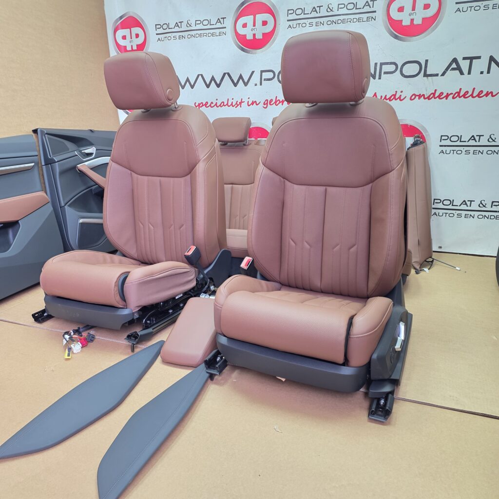 E Tron leather interior - Image 2