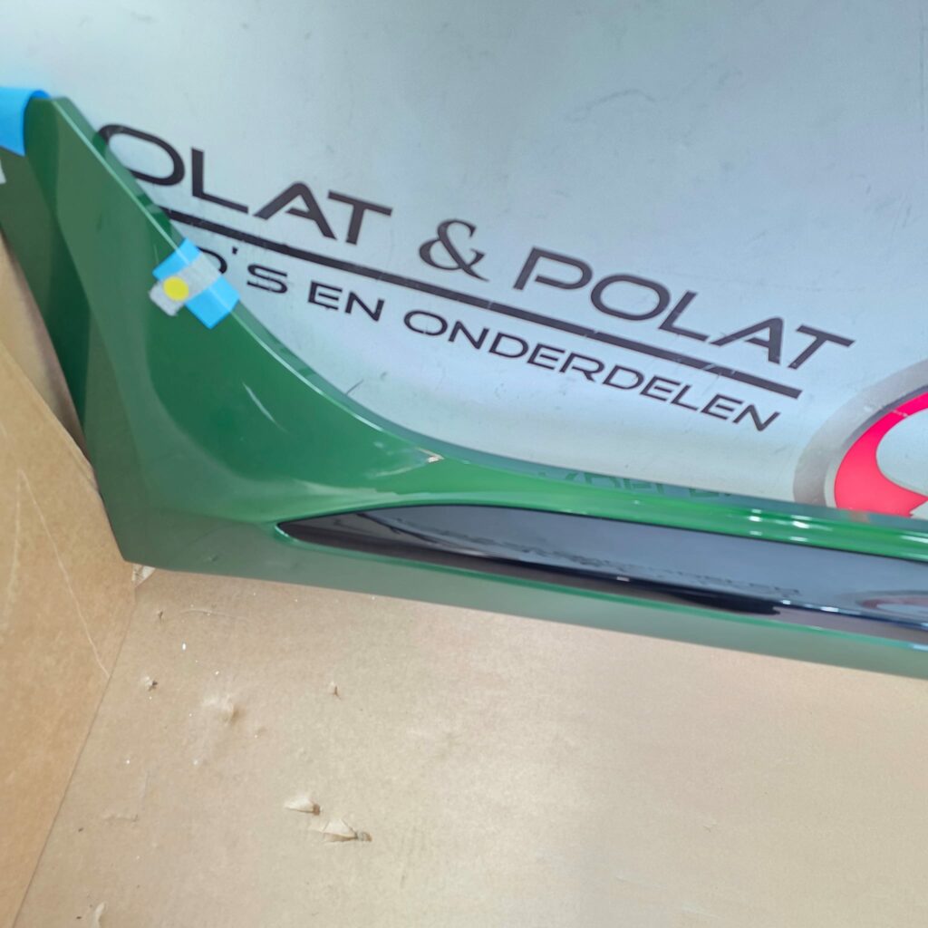 Audi RS4 8W Zijskirts rechts 8W9853856C - Afbeelding 3