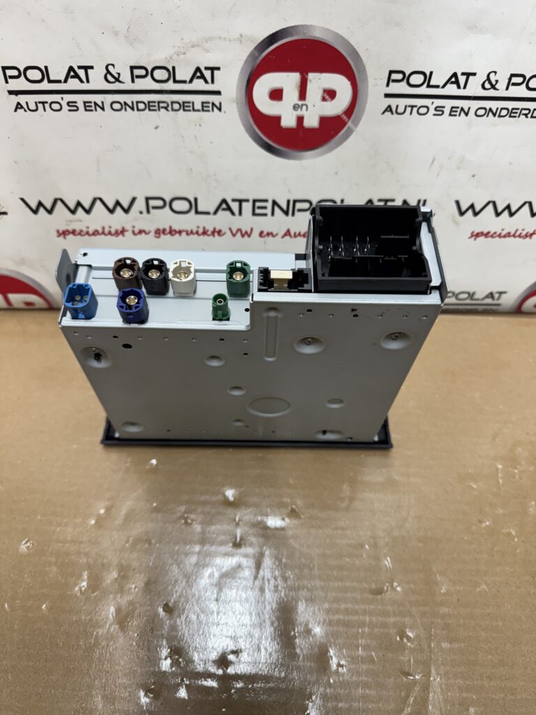 Audi Multimedia navigation Unit 8W2035043E - Image 2