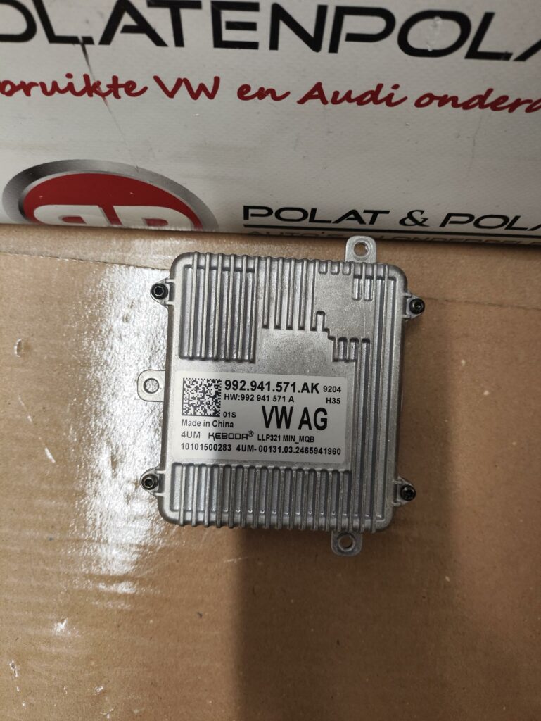 VW Golf 8 koplamp module