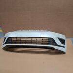 VW Golf sportsvan voorbumper