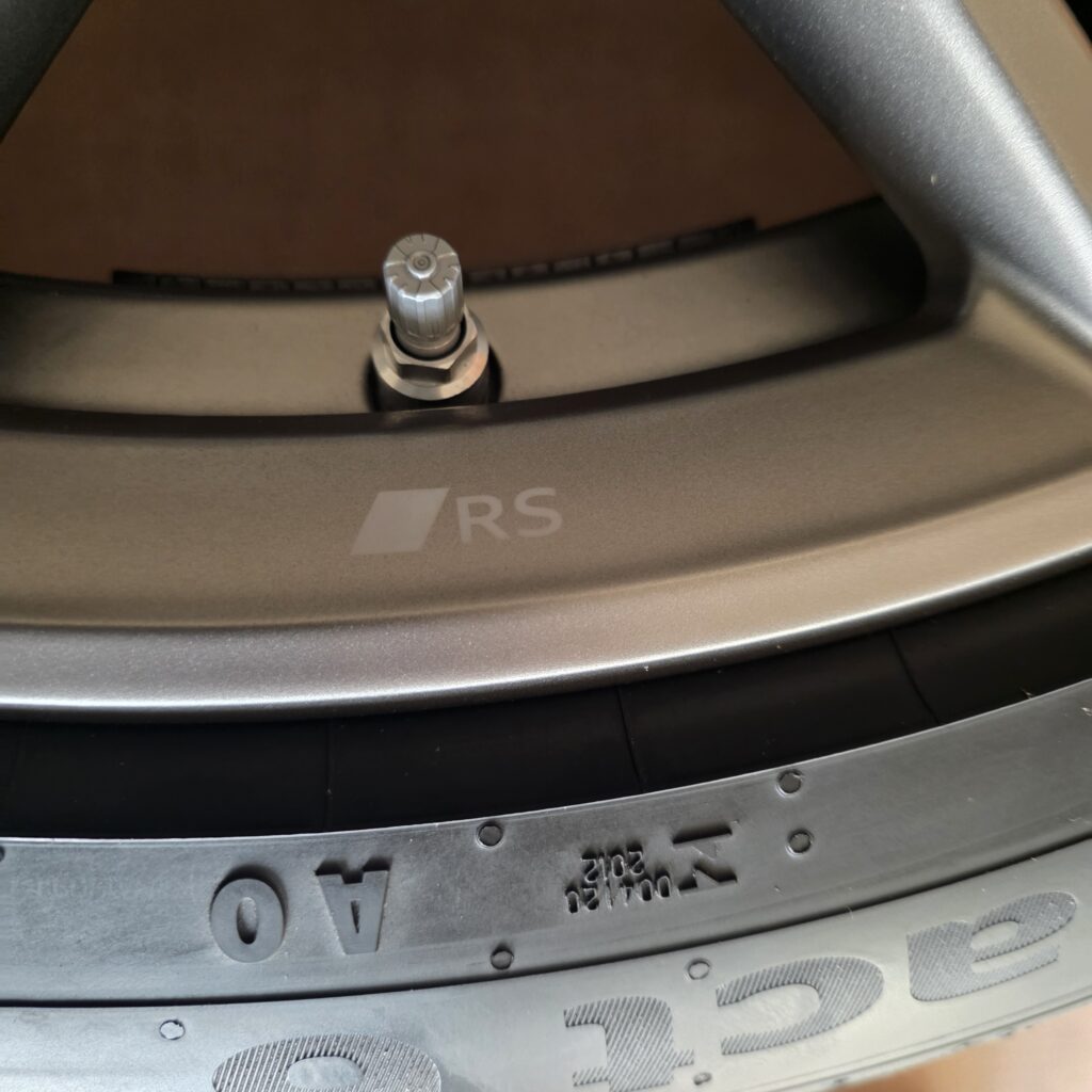 23 Inch Audi RSQ8 Q8 Rims with Continental Tires - Image 3