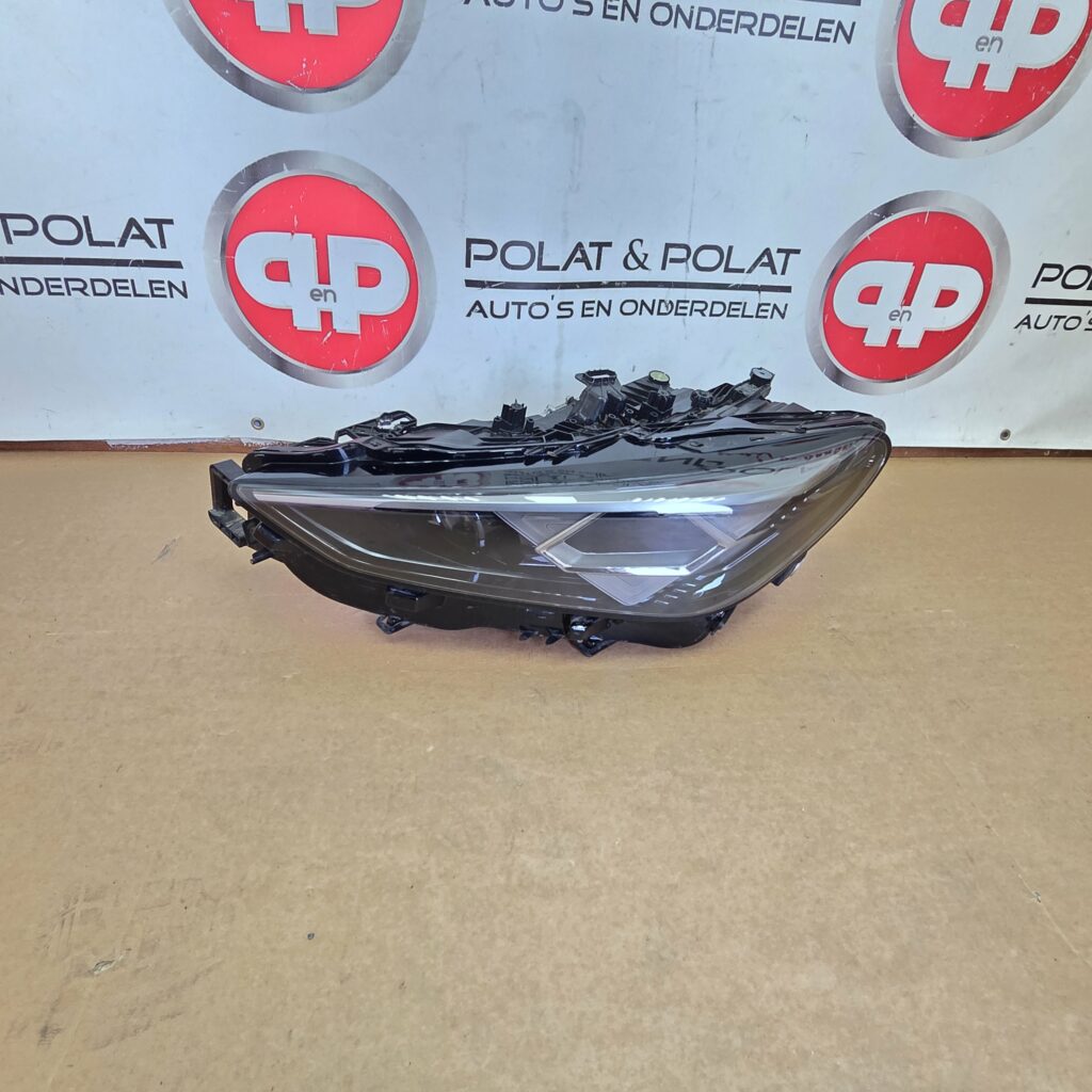 Terramar Headlight left