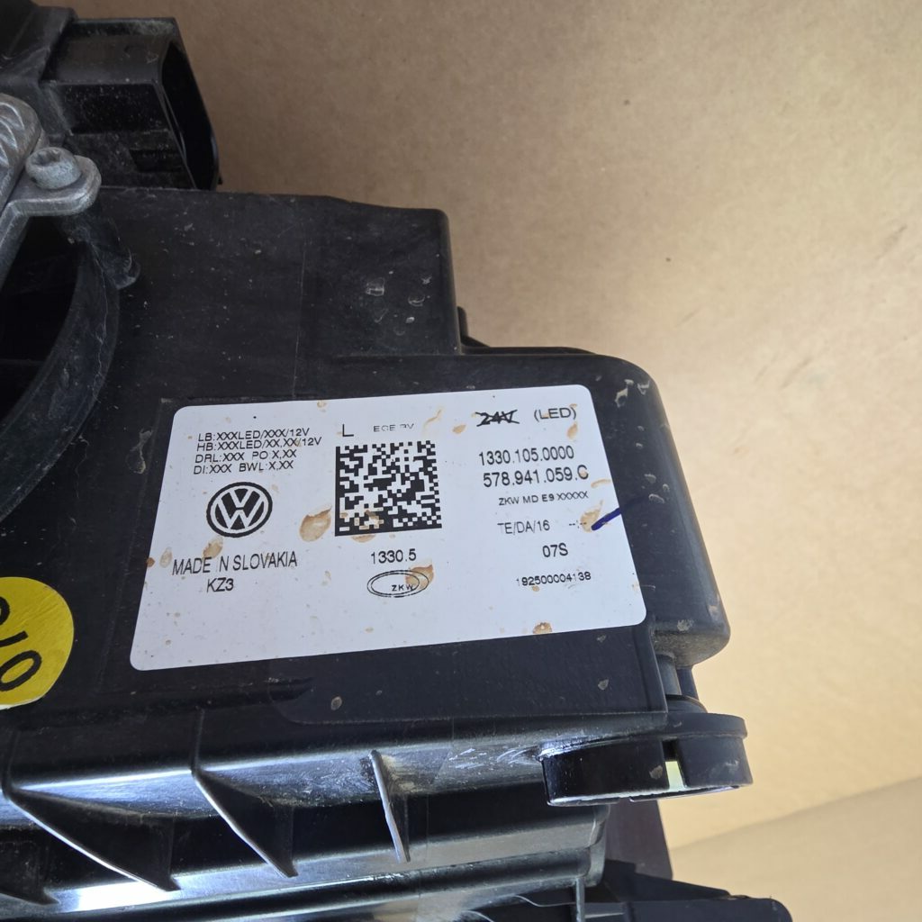 Terramar Headlight left - Image 2